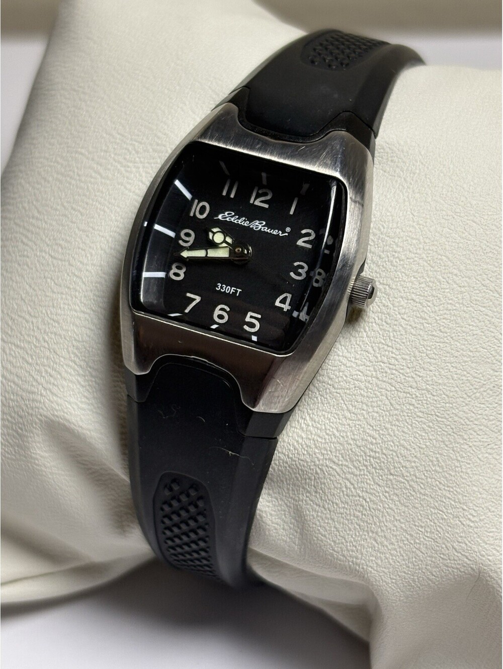 Eddie Bauer Surf Sport Watch Black Dial Rubber Strap 330FT Water Resistant